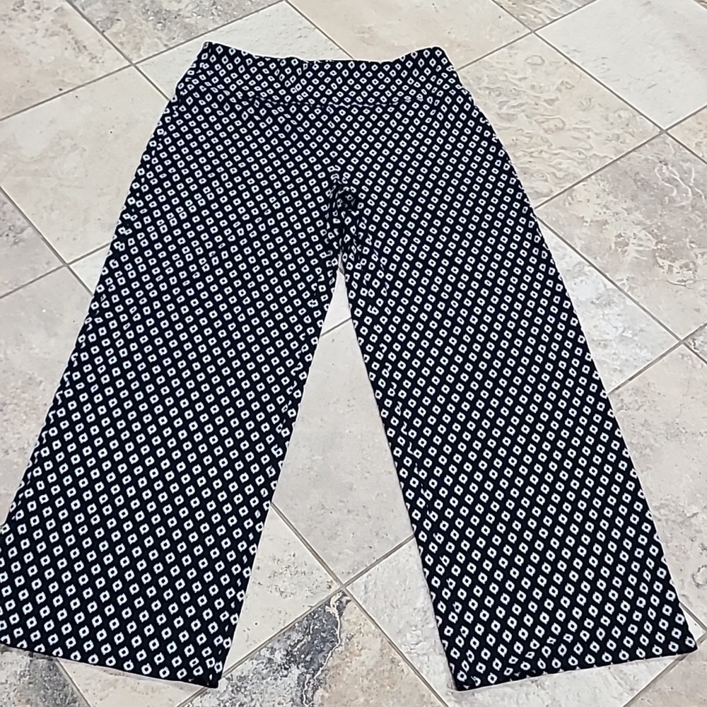 J. Jill Black and White Geometric Pants